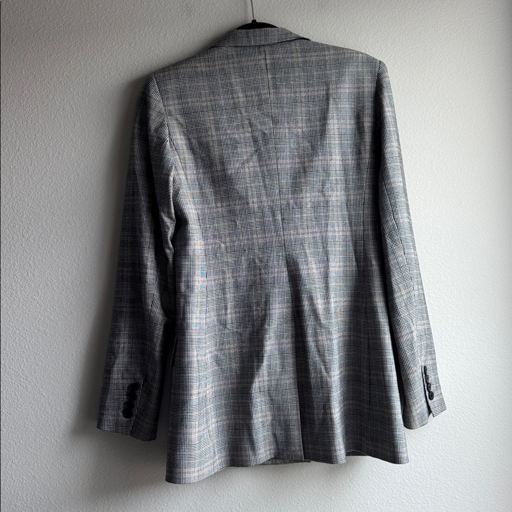 Aritzia Babaton Samuel Plaid Grey Blazer Jacket women’s size 4 - Picture 7 of 7